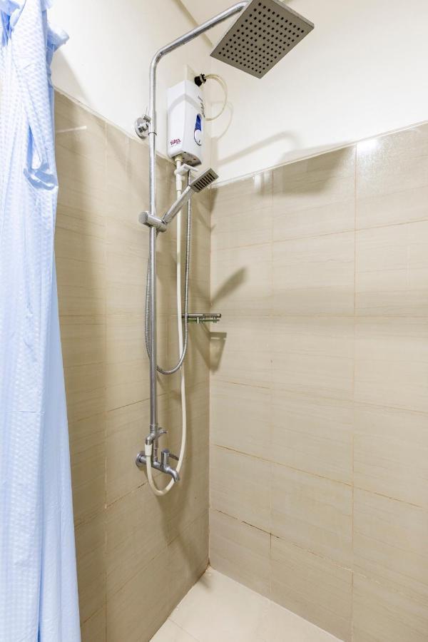Staycation At Shore - Direct Pool Manila Esterno foto